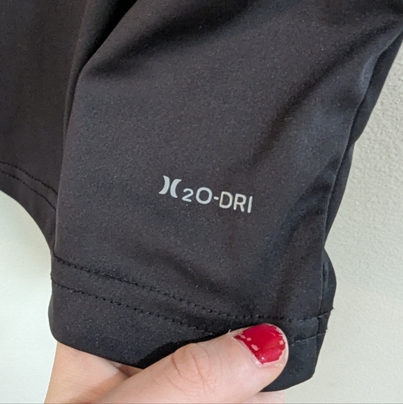 Hurley boys swim shirt - Picture 7 of 7